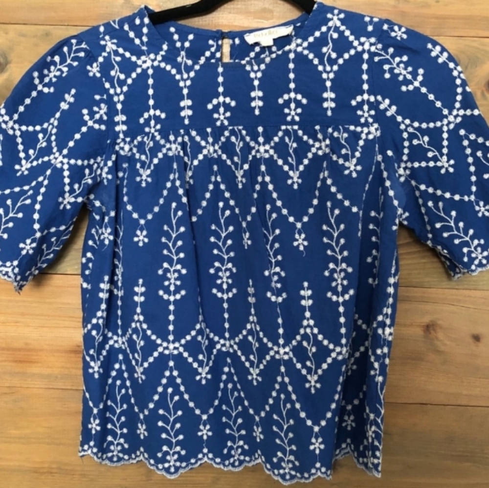 Rebellion Flower Appliqué Blouse Women's Small
